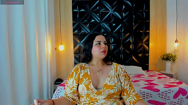 Veyra_Thaliaa's Live XXX Chat