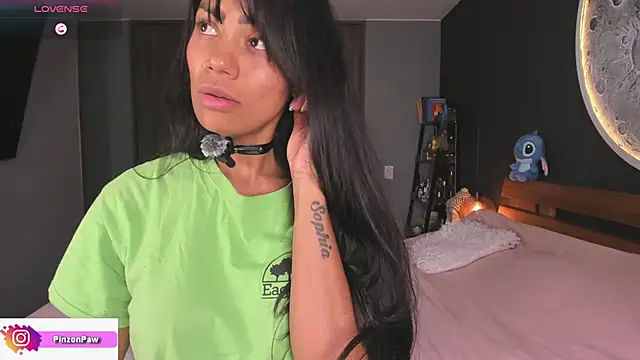 Sarajames Live XXX-Chat