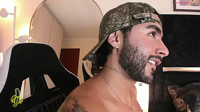 دردشة ItsMeEros الجنسية المباشرة
