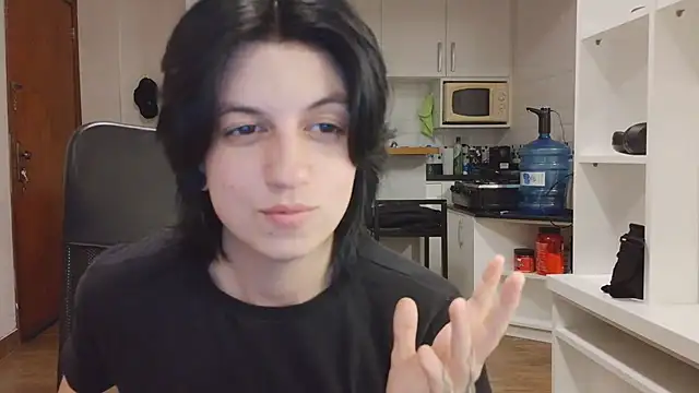 kyslrana Chat XXX in diretta