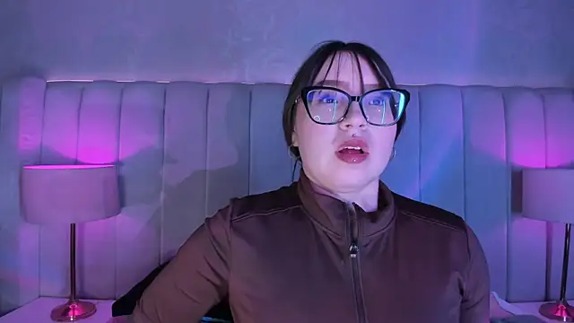 MadeleynRose's Live XXX Chat