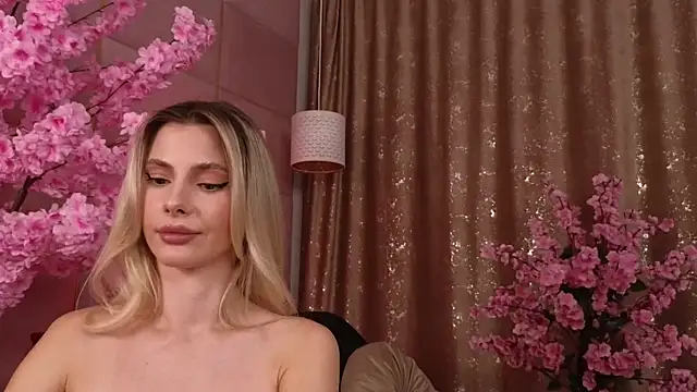 Elliblue live XXX chat