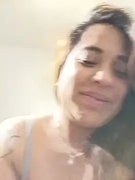 Arya_Gomez Live XXX-Chat