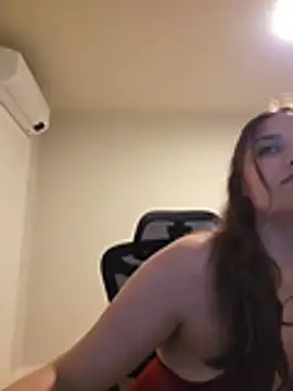 Živý XXX chat MiaRides19