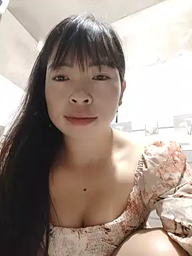 OnehitttのライブXXXチャット