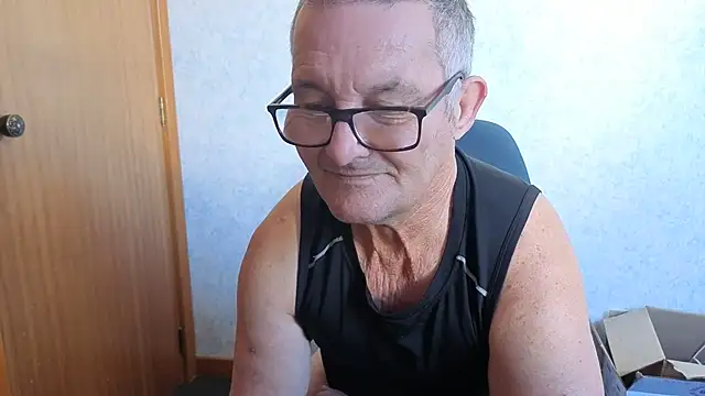 Chatroom XXX en direct de daddy_man