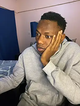 fireboyafrica Adlı Modelin Canlı XXX Sohbeti