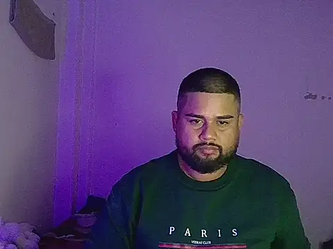 GABRIELGARCIA1313のライブXXXチャット