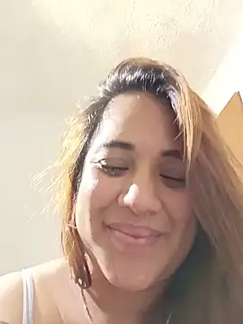 Chatroom XXX en direct de Arya_Gomez