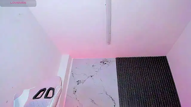 Chloemuaak's Live XXX Chat