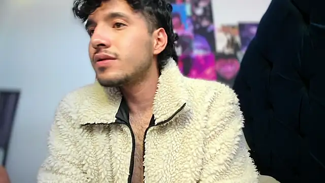 Chat +18 de ZOREN33 ao vivo