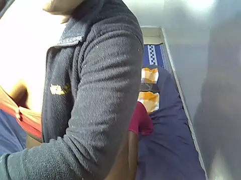 XXX chat uživo modela Prettyfai7