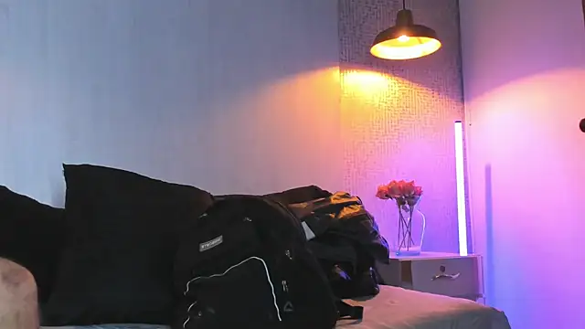 Daniel_huge22 Live XXX-chat