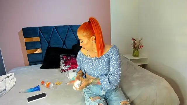 Victoria__Taylor_ Live XXX-chat