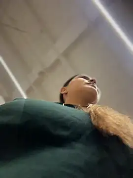 Colibri_xxxn Live XXX chat