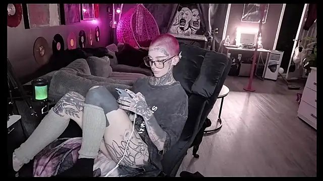 Czat XXX na żywo – bambitatted