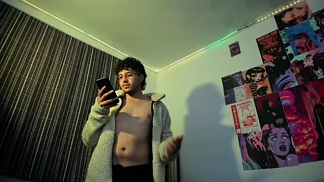 ZOREN33 Chat XXX live
