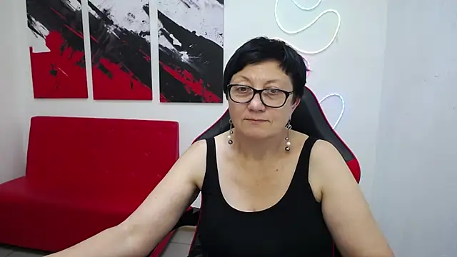 EmilyL0ve: онлайн-секс-чат