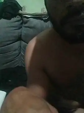 mavyz56n Live XXX chat