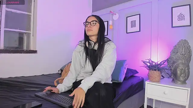 Онлайн чат XXX Ivyy_sweet_