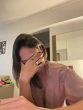 XXX chat uživo modela Gipoltergeist