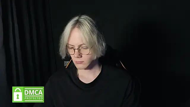 KeytaroのライブXXXチャット