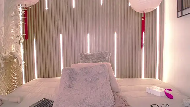 Christine_Wild Show Webcam