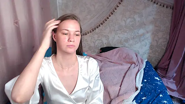 leila_bambi_'s Live XXX Chat