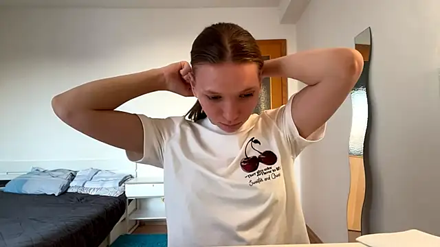 urcutiebunnyyy's Live XXX Chat
