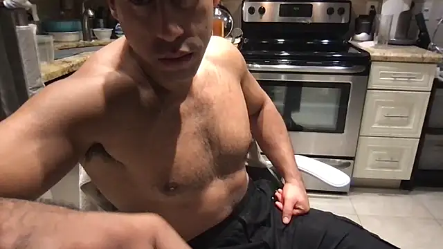 BigGuyMuscle XXX чат на живо
