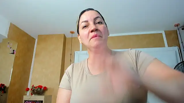 Heidy_milf 라이브 XXX 채팅