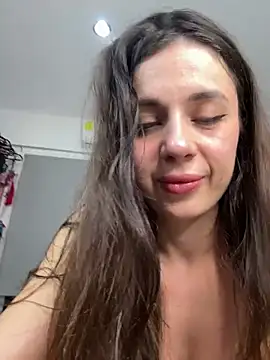 PartyQqHouse's Live XXX Chat