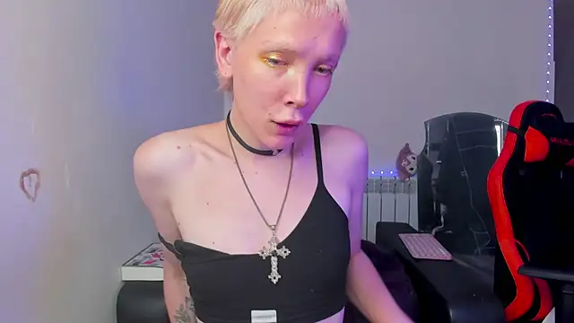 Онлайн чат XXX Lyricca