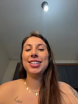 Carolini09 Live XXX-chat