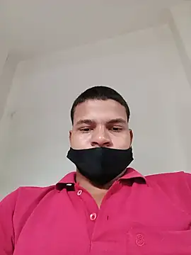 Rashi__75 Adlı Modelin Canlı XXX Sohbeti