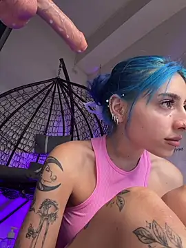 XXX chat uživo modela AriaVoss