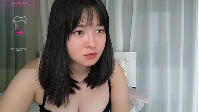 -Yuko- Adlı Modelin Canlı XXX Sohbeti