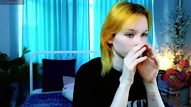 Kiara_Age লাইভ XXX চ্যাট