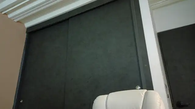 eren_jeager's Live XXX Chat