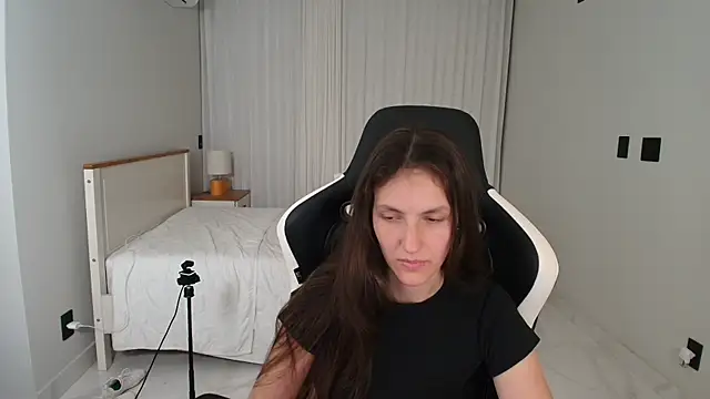 upssnowy's Live XXX Chat