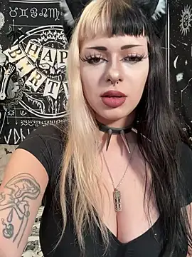 Czat XXX na żywo – Paige_Turner