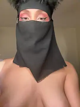 arabayla Adlı Modelin Canlı XXX Sohbeti