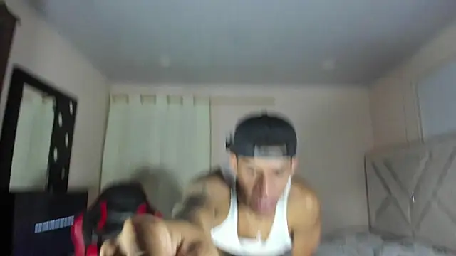 Toptony22 Chat XXX live