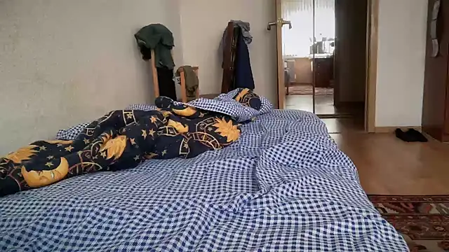 Lamonteik Chat XXX live