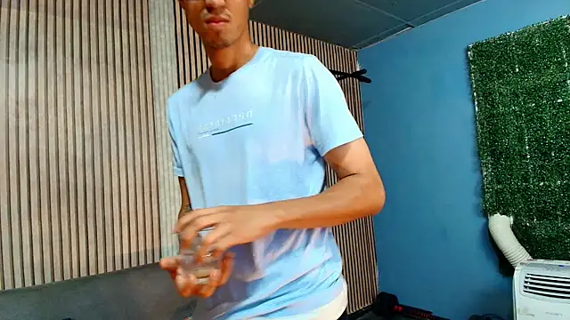 Keny_Romero 라이브 XXX 채팅