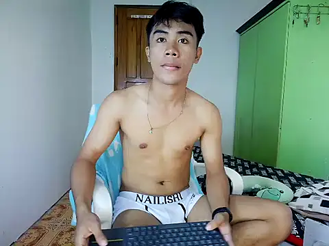 valerio_fernan Adlı Modelin Canlı XXX Sohbeti