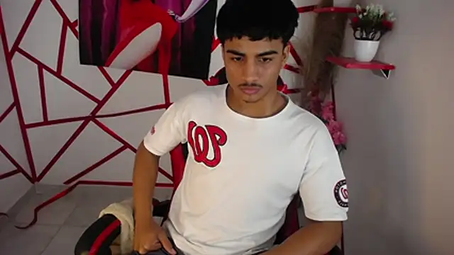 oliver-parker's Live XXX Chat