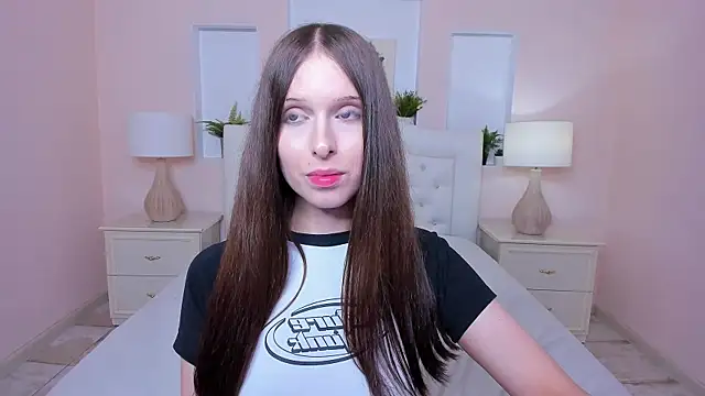 dark_k1tty Adlı Modelin Canlı XXX Sohbeti