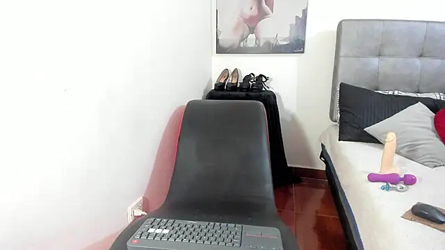 Chat +18 de Victum_Montenigro ao vivo