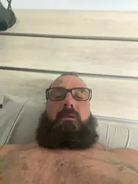 alphareign85 Adlı Modelin Canlı XXX Sohbeti